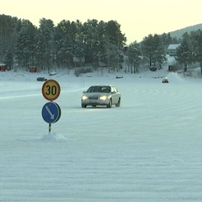 Räisälän jäätie