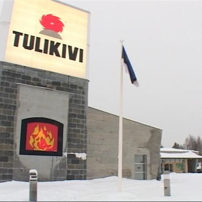 Tulikiven rakennus Juuan Nunnanlahdessa.