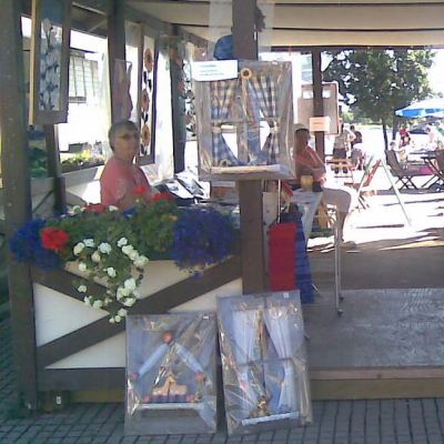 Taidetori-tapahtuma Kuopion satamassa.