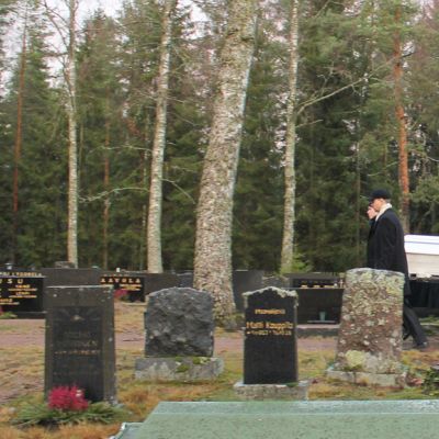 Siunaus, hautajaiset, arkku, kuolema