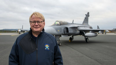 Sveriges försvarsminister Peter Hultqvist.