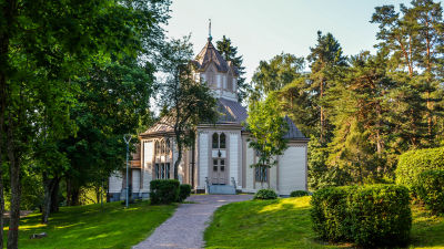 en kyrka i Strömfors