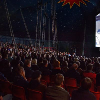 Vertigon 70 mm -näytös täytti ison teltan lähes kokonaan 2015.