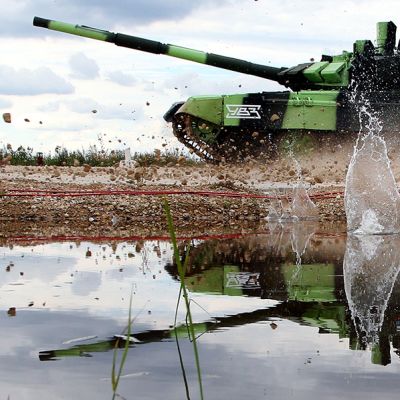 Venäjän armeijan sotilaat kilpailemassa kansainvälisessä Army Games -tapahtumassa Alabinossa, Venäjällä 13. elokuuta.