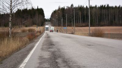 Jackarbyvägen i Sannäs i Borgå är i dåligt skick