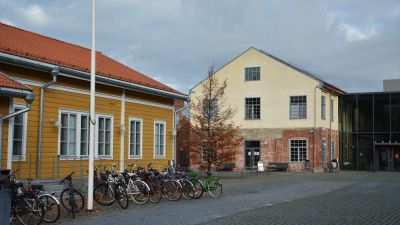 Åbo Akademis byggnad Arken utifrån.