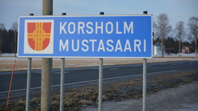 skylt med texten korsholm - Mustasaari