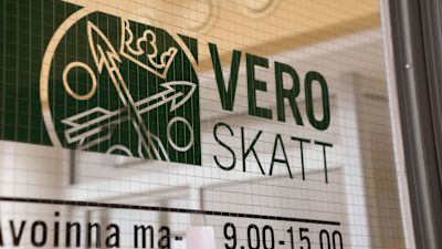Dörren till en skattebyrå.
