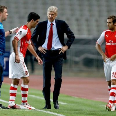 Arsenalin kapteeni Mikel Arteta loukkaantui