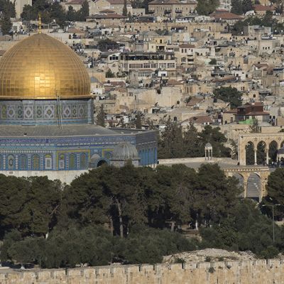 Muslimeille pyhä Kalliomoskeija Jerusalemin Temppelivuorella.