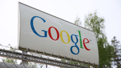 Haminan Googlen sisäänkäynti.