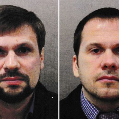 Passikuvan tyyppiset kuvat Petrovista ja Boširovista.