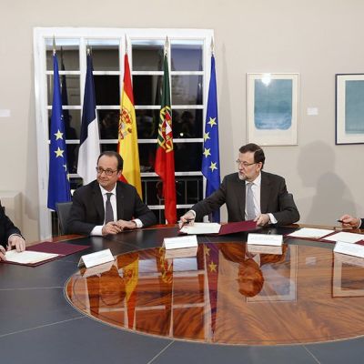 EU-komission puheenjohtaja Jean Claude Juncker (vas.),Rranskan presidentti Francois Hollande, Espanjan pääministeri Mariano Rajoy sekä Portugalin pääministeri Pedro Passos Coelho tapasivat Madridissa 4. maaliskuuta 2015. 