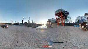 En 360-graders bild tagen i Gräsviken i Helsingfors. En panoramabild från Gräsviken i Helsingfors med vy över havet.