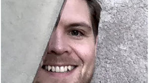 Aleksi Niemeläinen betoniselfie
