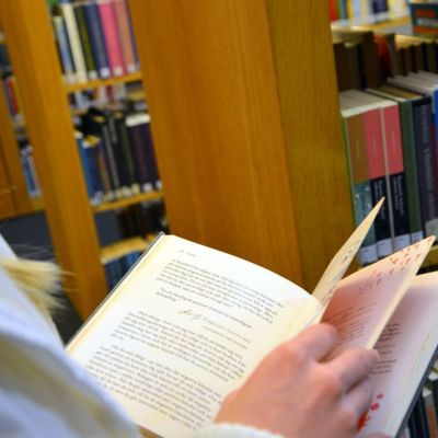 Elämänhallinnan oppaita Turun kaupunginkirjastossa