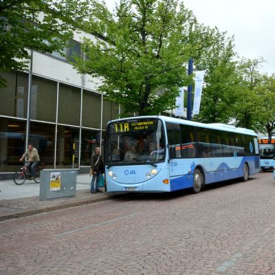 Busseja Lahden keskustassa