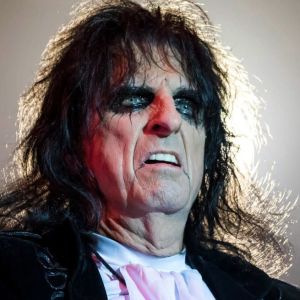Alice Cooper.