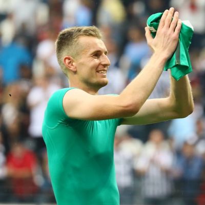 Lukas Hradecky kuvassa