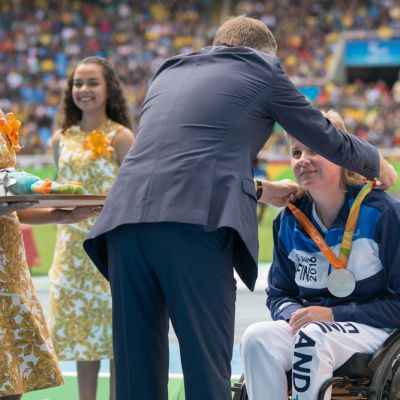 Marjaana Heikkinen sai paralympiahopeansa.