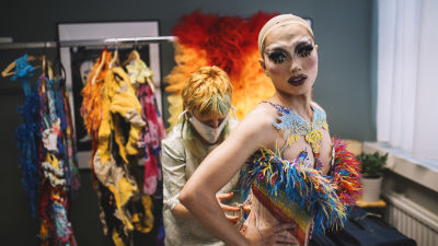 Drag queen Betty Fvck.