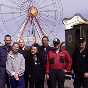 Sariolan tivoliperhe, ohjelmasta Tosi tarina: Sukujen Suomi: Tivolielämää (2001)