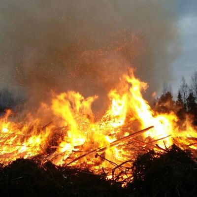 Pääsiäiskokko.