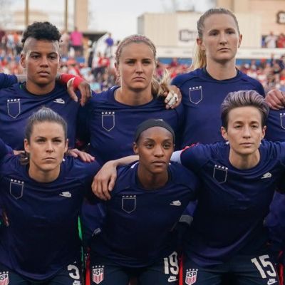 USA:s damlandslag protesterade före en match.