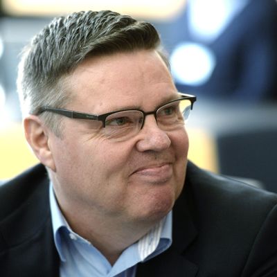 Jari Aarnio Helsingin käräjäoikeudessa.