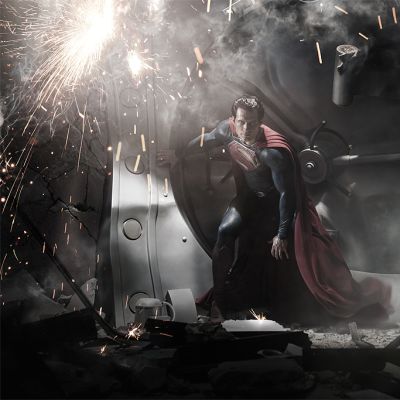 Henry Cavill Teräsmiehenä Man of Steel -elokuvassa.