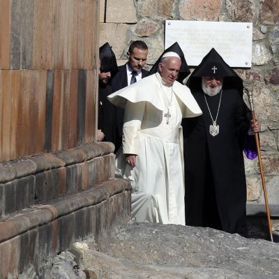 Paavi Franciscus vieraili Khor Virapin luostarissa Armeniassa sunnuntaina 26.kesäkuuta 2016.