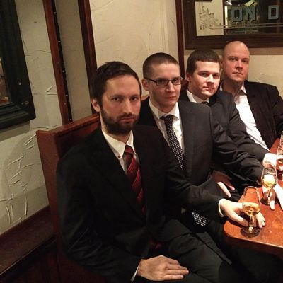 Viskipuolueen hallitus vasemmalta Riku Hyytiäinen, Juhani Kähärä, Tuomas Tiainen, Tuomas Jaanu.