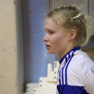 Petra Olli kuvassa