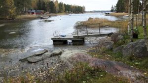 Det låga vattnet har skapat huvudbry för många båtägare. Lågt havsvattenstånd hösten 2016.
