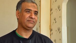 Omar Hasan vet inte hur han ska få sin familj till Finland. Ingejören Omar Hasan är flykting från Irak