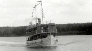 Höyrylaiva matkalla Kuopiosta Heinävedelle vuonna 1955