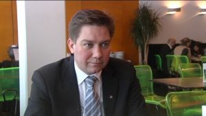 Riksdagsledamot Thomas Blomqvist säger att de varit ute i väldigt god tid. Riksdagsman Thomas Blomqvist (SFP)