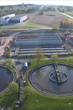 Lankeaako lasku vesiensuojelusta kunnan puhdistamolle vai saastuttavalle yritykselle?