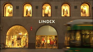 Lindex hör till de lönsamma delarna av Stockmann. Lindex på Alexandersgatan Helsingfors