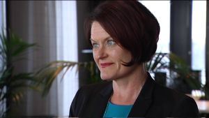 Kirsi Mettälä har inte hört om sexuella trakasserier i företaget under sin tid som personalchef vid Skanska. Kirsi Mettälä