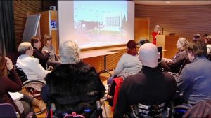 Sparkraven inom handikappservicen väckte diskussion Diskussionstillfälle i riksdagen om nya handikapplagen