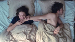 Alida Morberg och Morten Vang i "Amningsrummet". Alida Morberg och Morten Vang i "Amningsrummet".