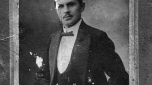Det här fotot är det enda minne familjen i Ryssland har av Pjotr Sjapovalov. Det här fotot är det enda minne familjen i Ryssland har av Pjotr Sjapovalov.