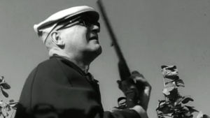 Urho Kekkonen metsästää Intiassa ohjelmassa Vierailu Intiassa (1965)
