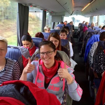 Pirkanmaalaisia matkallla palkansaajajärjestöjen mielenilmaukseen Helsinkiin