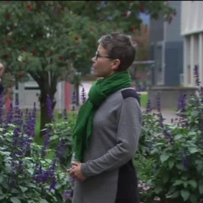 Yle Uutiset viittomakielellä: Miten sinä vietät kansainvälistä kuurojen viikkoa? Lähetä kuva!