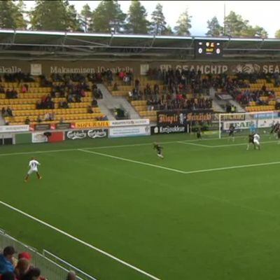 Urheilujuttuja: JJK:lla maalijuhlat Seinäjoella