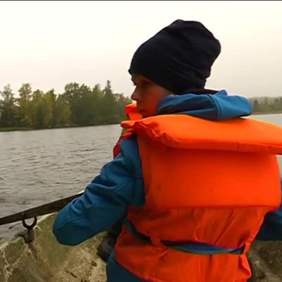 Yle Uutiset Pirkanmaa: 13-vuotiaan koulumatka soutaen ja polkien