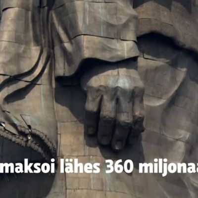 Intia rakensi maailman korkeimman patsaan