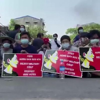 Myanmar suree satoja väkivallan uhreja